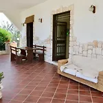 Rosa - Ai Piedi Dell'etna Holiday home Brucoli